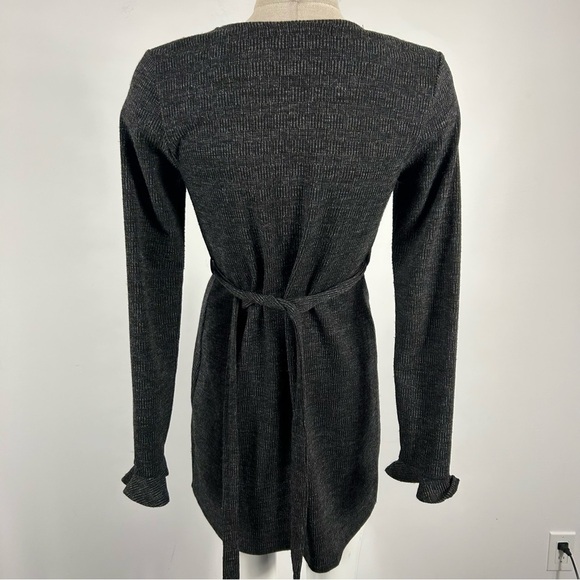 💕 LE LIS Elegant Black Wrap bell sleeves Dress S - Picture 4 of 12